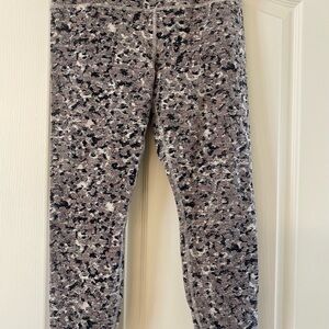 Speckled Knit Leggings in Neutral Tones